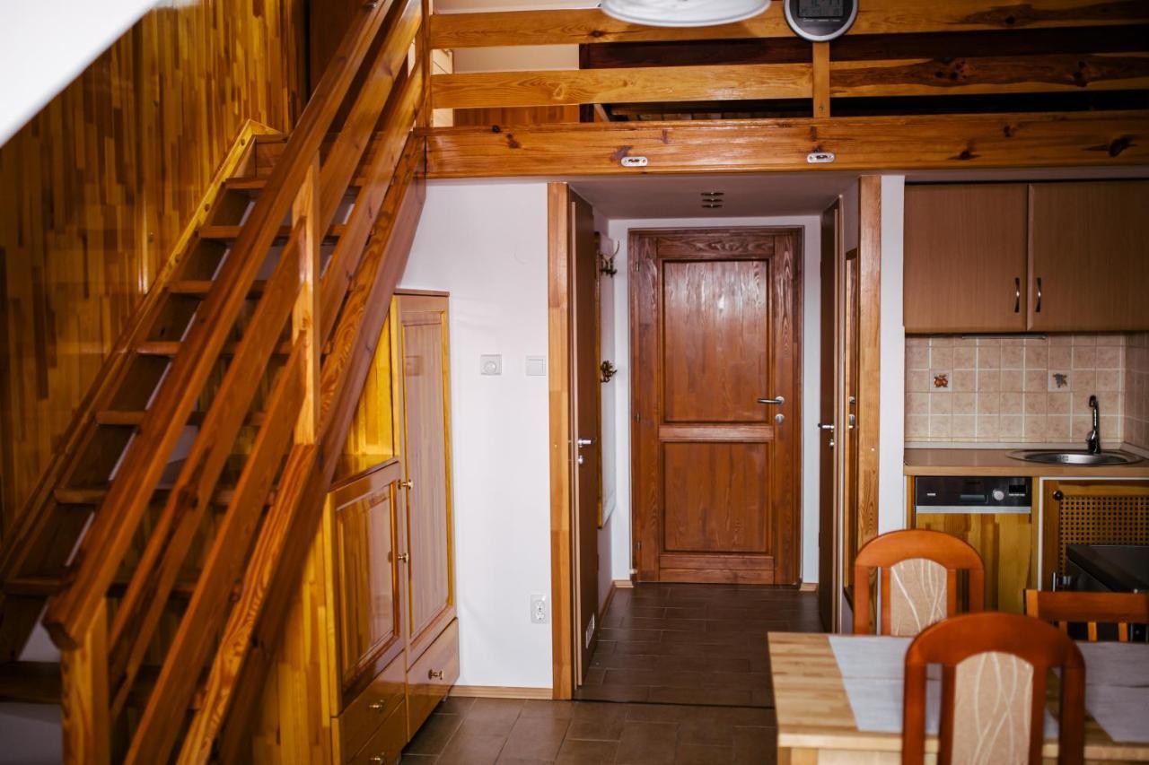 Ferienwohnung Niki Apartman Gyula Exterior foto